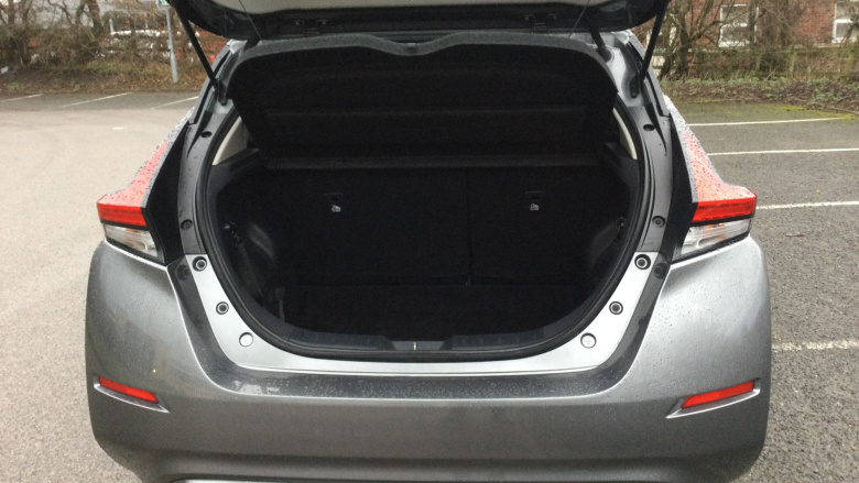 Nissan LEAF 110kW Acenta 39kWh 5dr Auto Electric Hatchback